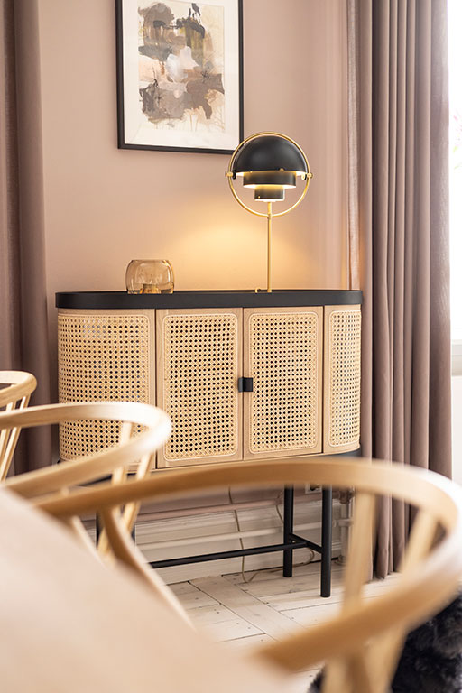 Efter-billede af spisestue på Frederiksberg med elegant design efter stor renovering – Galleri