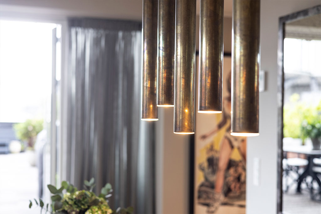 Efter-billede af spisestue i Nordhavn med nordisk design og naturlige materialer – Galleri 